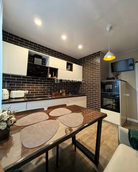 2-к квартира, вторичка, 64м2, 10/25 этаж