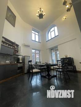 4-к квартира, вторичка, 130м2, 3/4 этаж