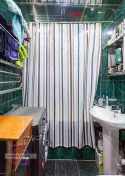 2-к квартира, вторичка, 43м2, 1/4 этаж