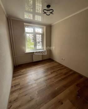 2-к квартира, вторичка, 50м2, 1/8 этаж