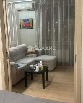 1-к квартира, вторичка, 42м2, 18/25 этаж