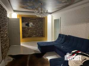 4-к квартира, вторичка, 130м2, 10/25 этаж