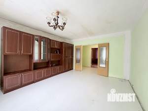 3-к квартира, вторичка, 81м2, 1/9 этаж