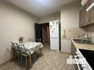 2-к квартира, вторичка, 63м2, 13/25 этаж
