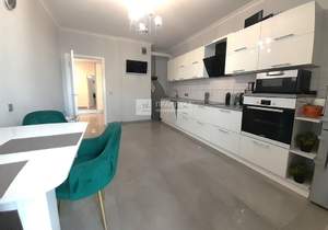 2-к квартира, вторичка, 71м2, 21/25 этаж