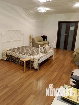 3-к квартира, вторичка, 135м2, 20/25 этаж