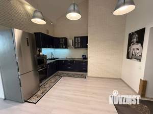 2-к квартира, вторичка, 64м2, 4/4 этаж