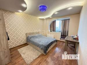 2-к квартира, вторичка, 61м2, 10/17 этаж