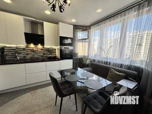 3-к квартира, вторичка, 76м2, 8/17 этаж