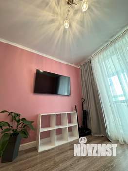 2-к квартира, вторичка, 45м2, 9/17 этаж