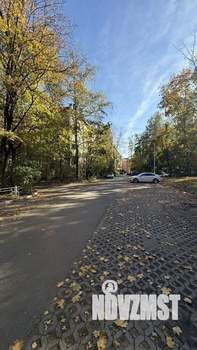 2-к квартира, вторичка, 42м2, 1/4 этаж