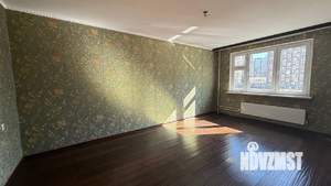 2-к квартира, вторичка, 61м2, 3/23 этаж