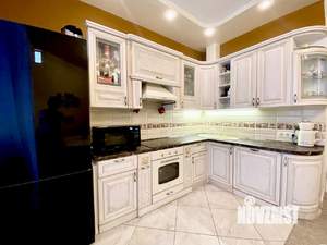 2-к квартира, вторичка, 71м2, 3/10 этаж