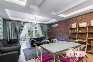 5-к квартира, вторичка, 265м2, 1/2 этаж