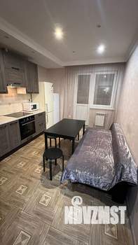 2-к квартира, вторичка, 64м2, 2/18 этаж