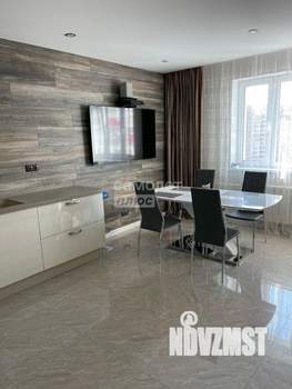 2-к квартира, вторичка, 65м2, 18/22 этаж