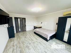 2-к квартира, вторичка, 57м2, 9/18 этаж