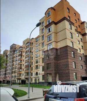 3-к квартира, вторичка, 64м2, 3/8 этаж