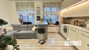 3-к квартира, вторичка, 42м2, 7/45 этаж