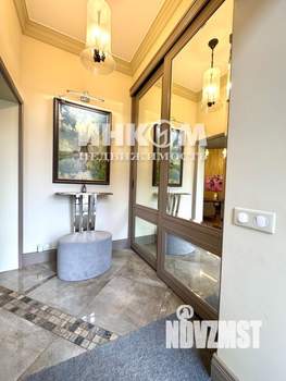 3-к квартира, вторичка, 133м2, 1/3 этаж