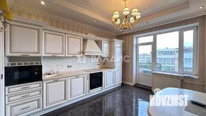 4-к квартира, вторичка, 106м2, 4/5 этаж