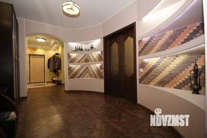 3-к квартира, вторичка, 130м2, 2/25 этаж