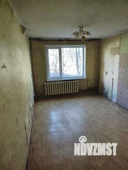 2-к квартира, вторичка, 42м2, 1/5 этаж