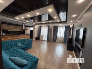 2-к квартира, вторичка, 123м2, 6/18 этаж