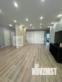 3-к квартира, вторичка, 104м2, 3/17 этаж