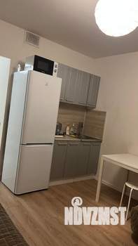 Студия квартира, вторичка, 20м2, 11/33 этаж