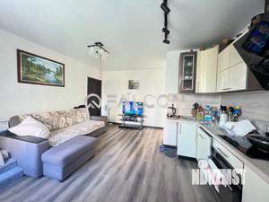2-к квартира, вторичка, 52м2, 3/25 этаж