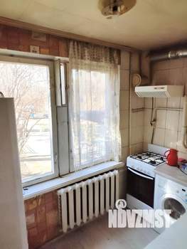 2-к квартира, вторичка, 42м2, 1/5 этаж