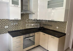 2-к квартира, вторичка, 50м2, 1/8 этаж