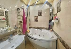 4-к квартира, вторичка, 99м2, 2/6 этаж