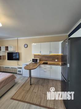 Студия квартира, вторичка, 28м2, 19/33 этаж