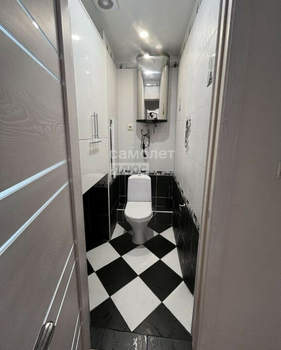 2-к квартира, вторичка, 50м2, 1/8 этаж