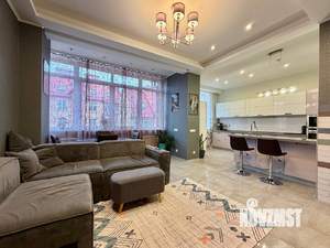 4-к квартира, вторичка, 109м2, 5/6 этаж