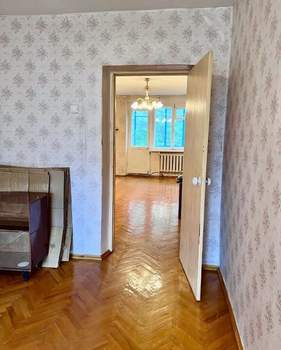 3-к квартира, вторичка, 57м2, 5/5 этаж