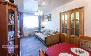 2-к квартира, вторичка, 43м2, 1/4 этаж