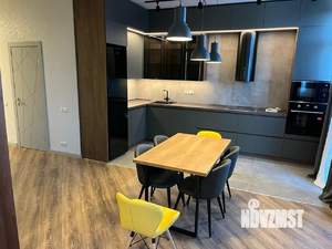 3-к квартира, вторичка, 131м2, 8/11 этаж