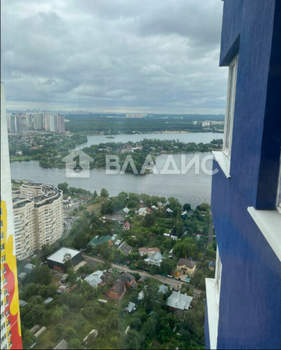 3-к квартира, вторичка, 67м2, 43/44 этаж