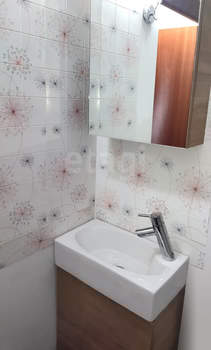 2-к квартира, вторичка, 57м2, 8/8 этаж