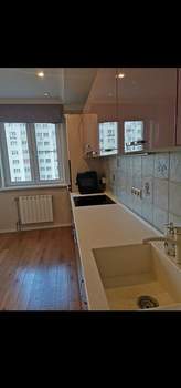 3-к квартира, вторичка, 76м2, 9/17 этаж