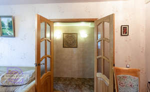 2-к квартира, вторичка, 43м2, 1/4 этаж