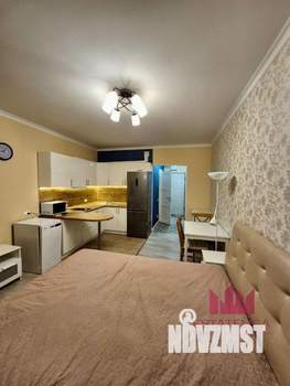Студия квартира, вторичка, 28м2, 19/33 этаж