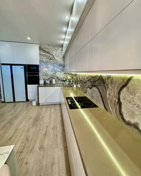 2-к квартира, вторичка, 95м2, 24/25 этаж