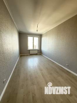 3-к квартира, вторичка, 75м2, 28/32 этаж