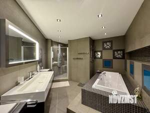 3-к квартира, вторичка, 95м2, 8/16 этаж