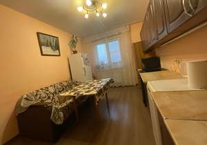 3-к квартира, вторичка, 76м2, 9/17 этаж