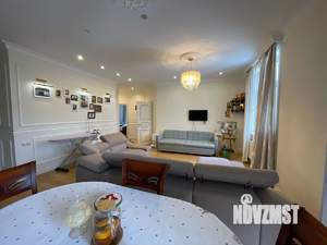 4-к квартира, вторичка, 135м2, 6/9 этаж